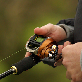 How to fish with a hand reel and basic gear 